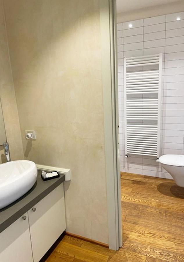 לוקה Serena Apartment מראה חיצוני תמונה